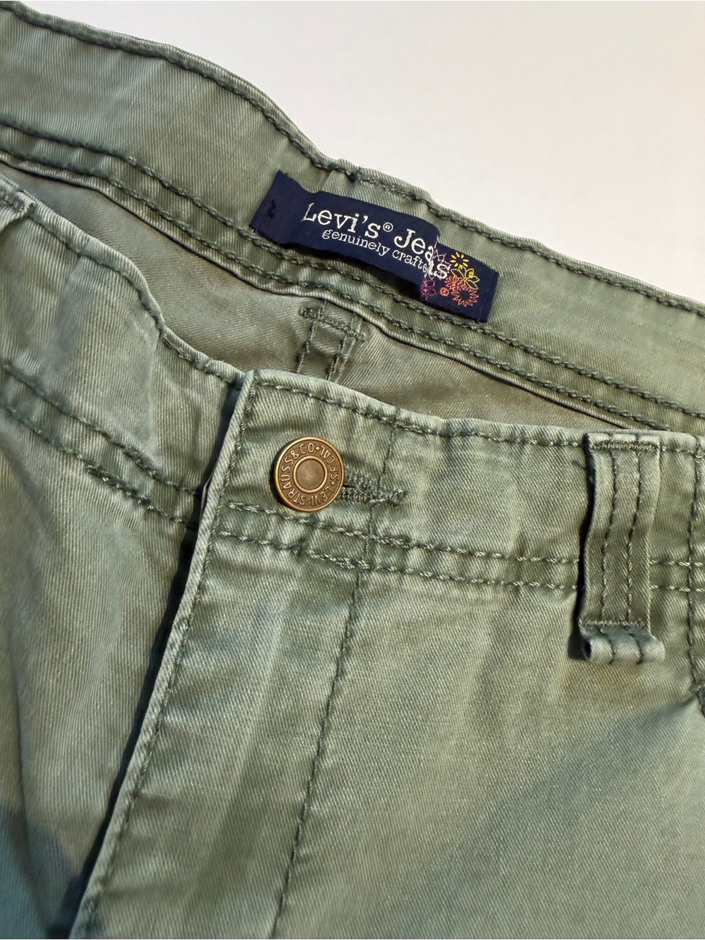 Y2K 2000’s Levi's Low Rise Baggy Cargo Capri Crop Pants Army Green Sz 13 - Picture 3 of 14